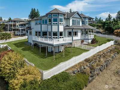 21037 3rd Ave S Des Moines, WA 98198