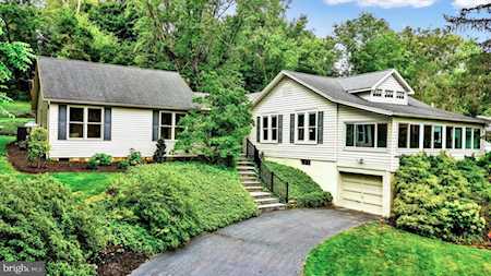 5028 Erbs Bridge Rd Mechanicsburg, PA 17050