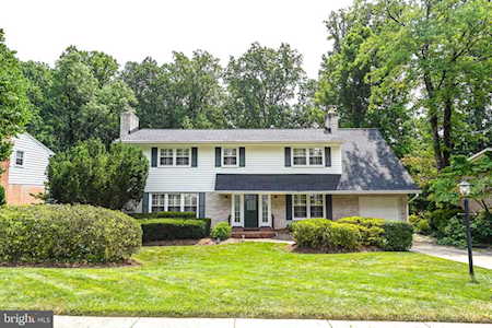 6721 Caneel Ct Springfield, VA 22152