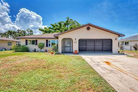921 Bay Vista Blvd Englewood, FL 34223