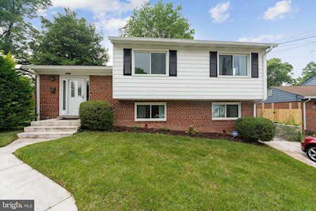 1302 Balfour Ct Hyattsville, MD 20782