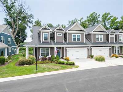 202 Creek Front Ln #72 Suffolk, VA 23435