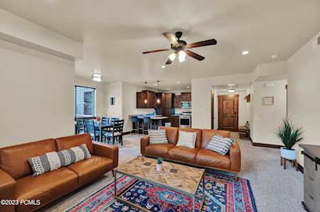 14275 N Buck Horn Trl Kamas, UT 84036