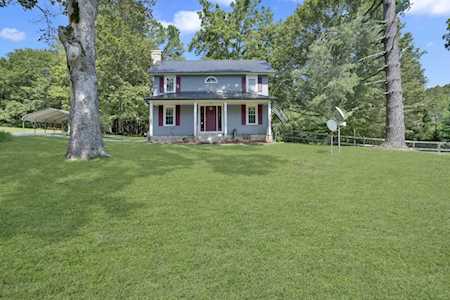 2190 Stone Hollow Rd Cumberland Furnace, TN 37051