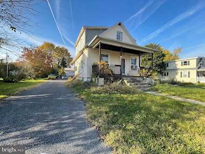 10 Mccormick Ave Baltimore, MD 21206