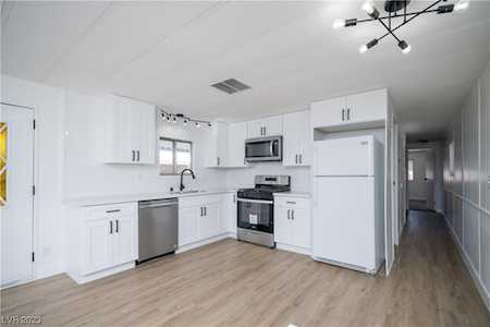 3346 Katmai Dr Las Vegas, NV 89122