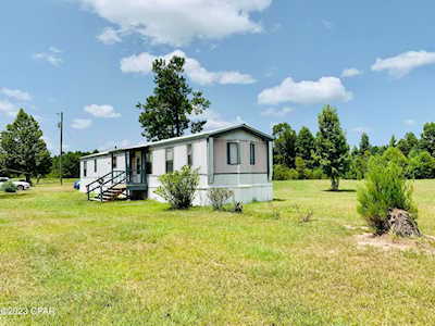 2466 Dilmore Rd Cottondale, FL 32431