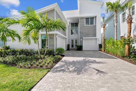 4210 Mendel Lane Palm Beach Gardens, FL 33418