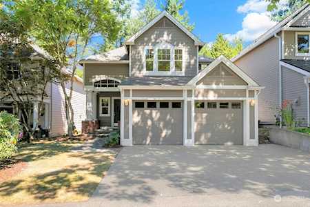 4120 252nd Ave SE Sammamish, WA 98029