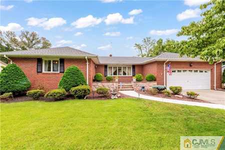 158 Hardenburg Lane East Brunswick, NJ 08816