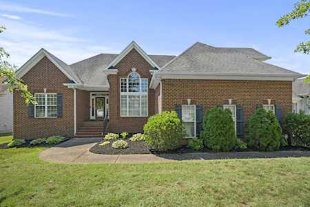 1011 Crimson Way Hendersonville, TN 37075
