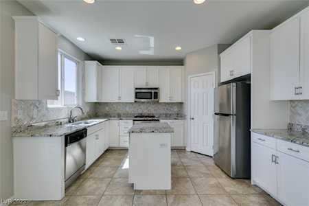 7651 Canyon Rain St Las Vegas, NV 89139