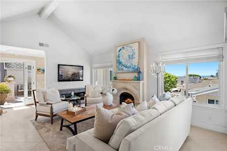 423 1/2 Poppy Ave Corona Del Mar, CA 92625