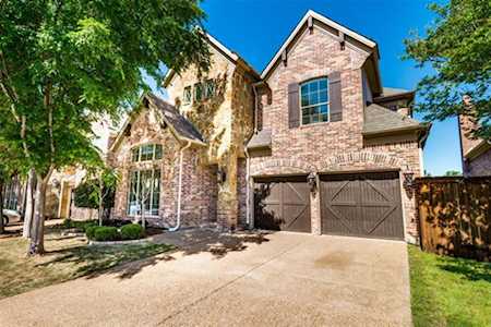 8320 Lindsay Gardens The Colony, TX 75056