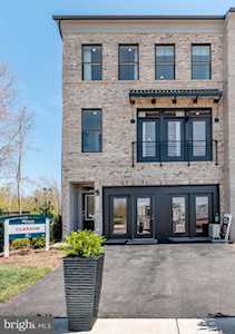 5159 Ridgeview Retreat Dr Chantilly, VA 20151