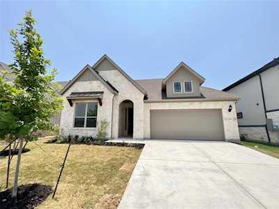 1412 Garrett Oaks LN Georgetown, TX 78633