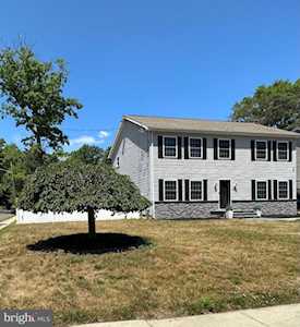 521 Oak Ave Deptford, NJ 08096