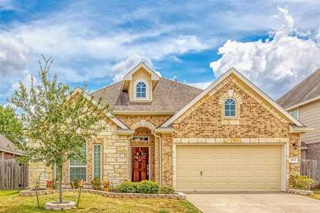 4712 Alluvial Circle Alvin, TX 77511