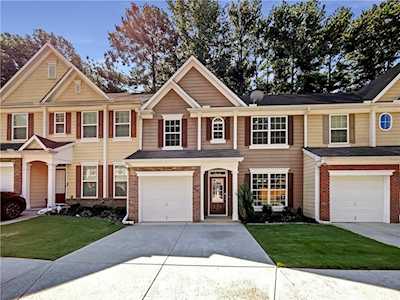 4127 Magnolia Glen Walk Norcross, GA 30093