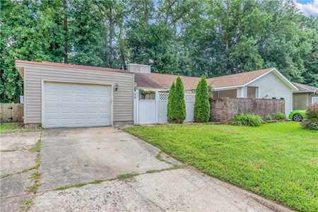4293 Smokey Lake Dr Virginia Beach, VA 23462