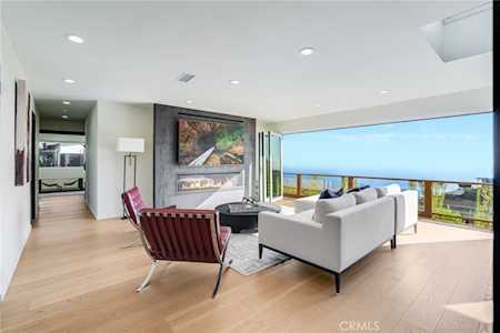 1475 Coral Dr Laguna Beach, CA 92651
