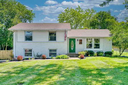 110 Shadow Ln Hendersonville, TN 37075