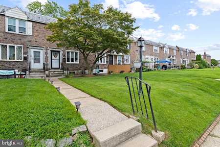 430 Rively Ave Collingdale, PA 19023