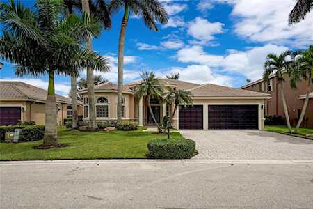 12046 NW 49th Dr Coral Springs, FL 33076