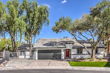 2243 Marlboro Dr Henderson, NV 89014