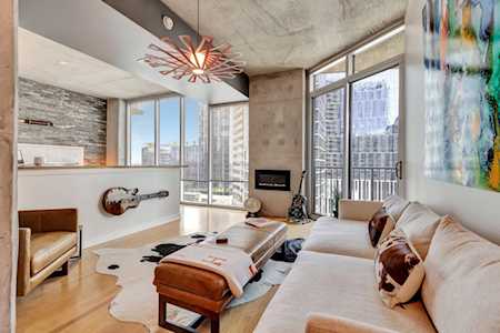 301 Demonbreun St #1309 Nashville, TN 37201