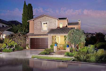 6856 Estrella De Mar Rd Carlsbad, CA 92009