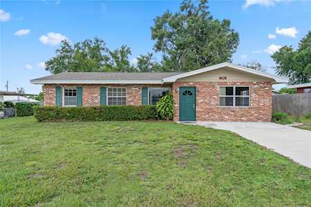 706 E Central Ave Eagle Lake, FL 33839
