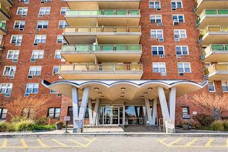 1841 Central Park Ave #18L Yonkers, NY 10710