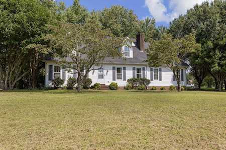 563 Foxfire Ct Murfreesboro, TN 37129