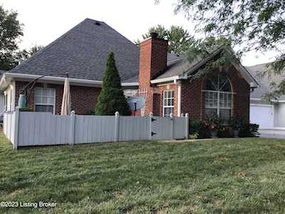3015 Parkstone Ct Louisville, KY 40241