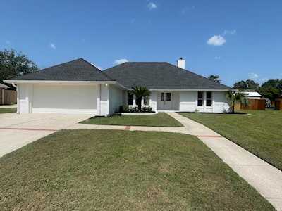 10041 Bristol Park Rd Cantonment, FL 32533