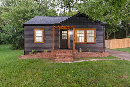 2015 Oakwood Ave Nashville, TN 37207