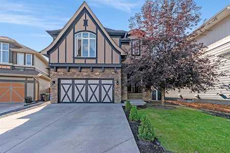 290 Mahogany Place SE Calgary, AB T3M 1W3