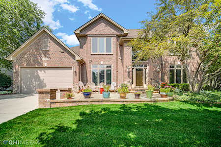 2420 Sutton Ln Aurora, IL 60502