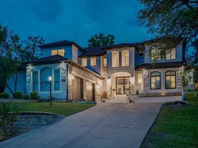 823 Sunfish ST Lakeway, TX 78734