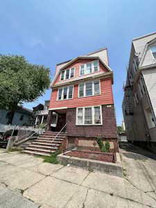 94 Pearsall Ave #3R Jersey City, NJ 07306