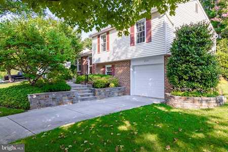 8523 Hayshed Ln Columbia, MD 21045