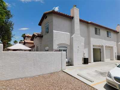 3931 Starfield Ln Las Vegas, NV 89147