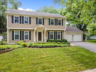 508 Tanglewood Ln Naperville, IL 60563