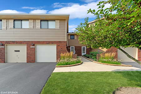 607 Whalom Ln #607 Schaumburg, IL 60173