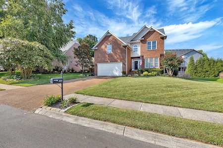 1604 Lantana Dr Thompsons Station, TN 37179