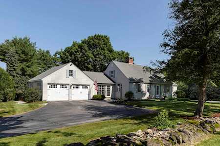 231 Pleasant St New London, NH 03257