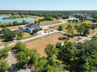 5630 Becky Lane County Road 742 Pearland, TX 77584