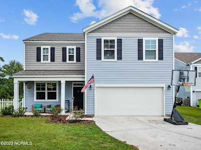 679 Morris Landing Rd Holly Ridge, NC 28445