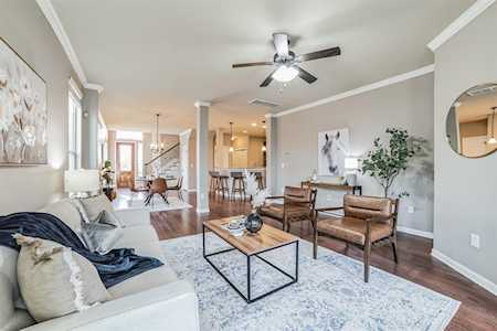 400 Hummingbird LN #B Austin, TX 78734
